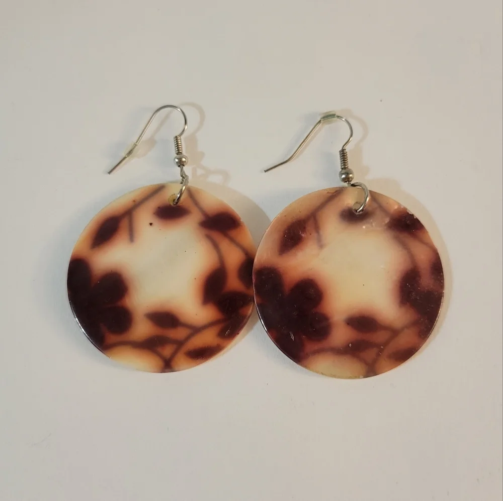 Mother of Pearl Floral Earrings